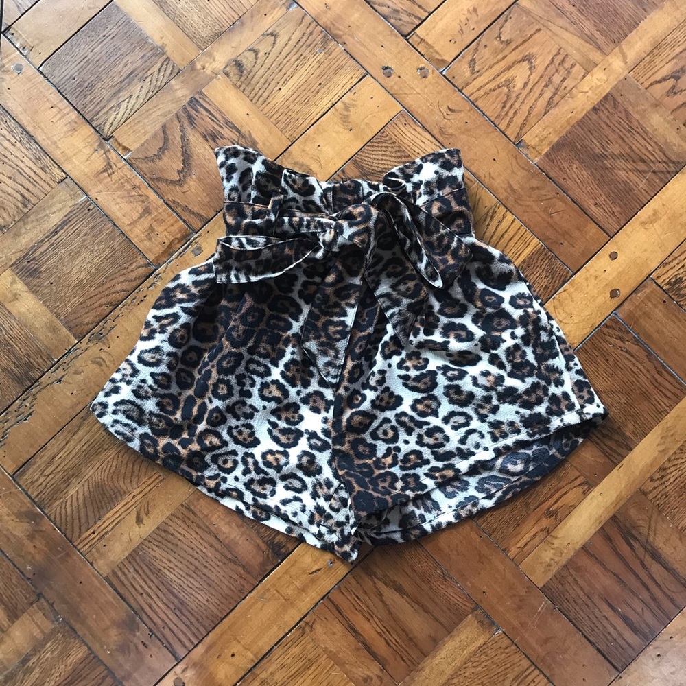 SUPER cute Boutique High Waisted Cheetah shorts!!